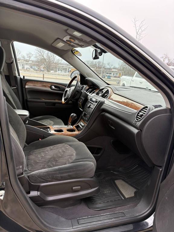 used 2011 Buick Enclave car, priced at $5,998