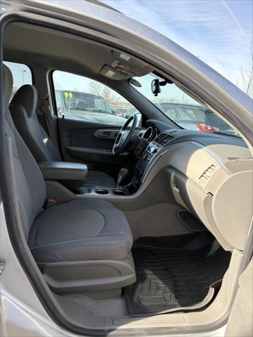 used 2012 Chevrolet Traverse car, priced at $2,998