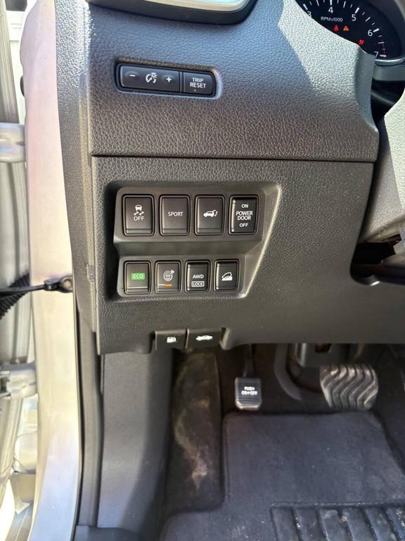 used 2016 Nissan Rogue car, priced at $10,444