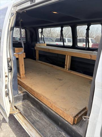 used 2000 GMC Savana 3500 car, priced at $2,998
