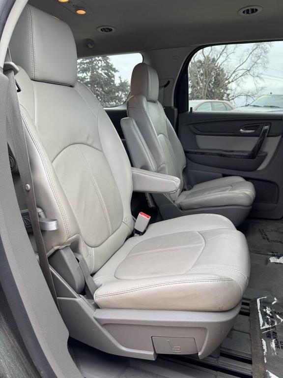 used 2014 GMC Acadia car, priced at $7,977