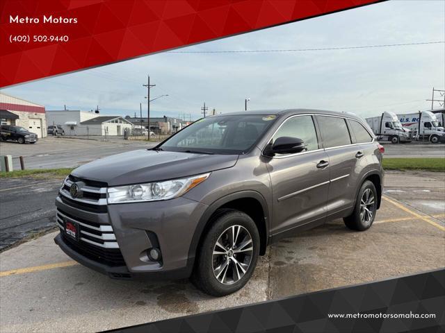used 2019 Toyota Highlander car, priced at $17,996