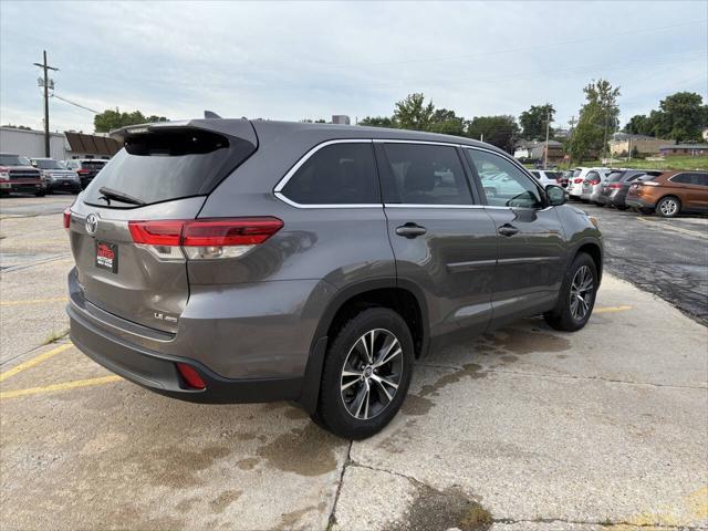 used 2019 Toyota Highlander car, priced at $17,996
