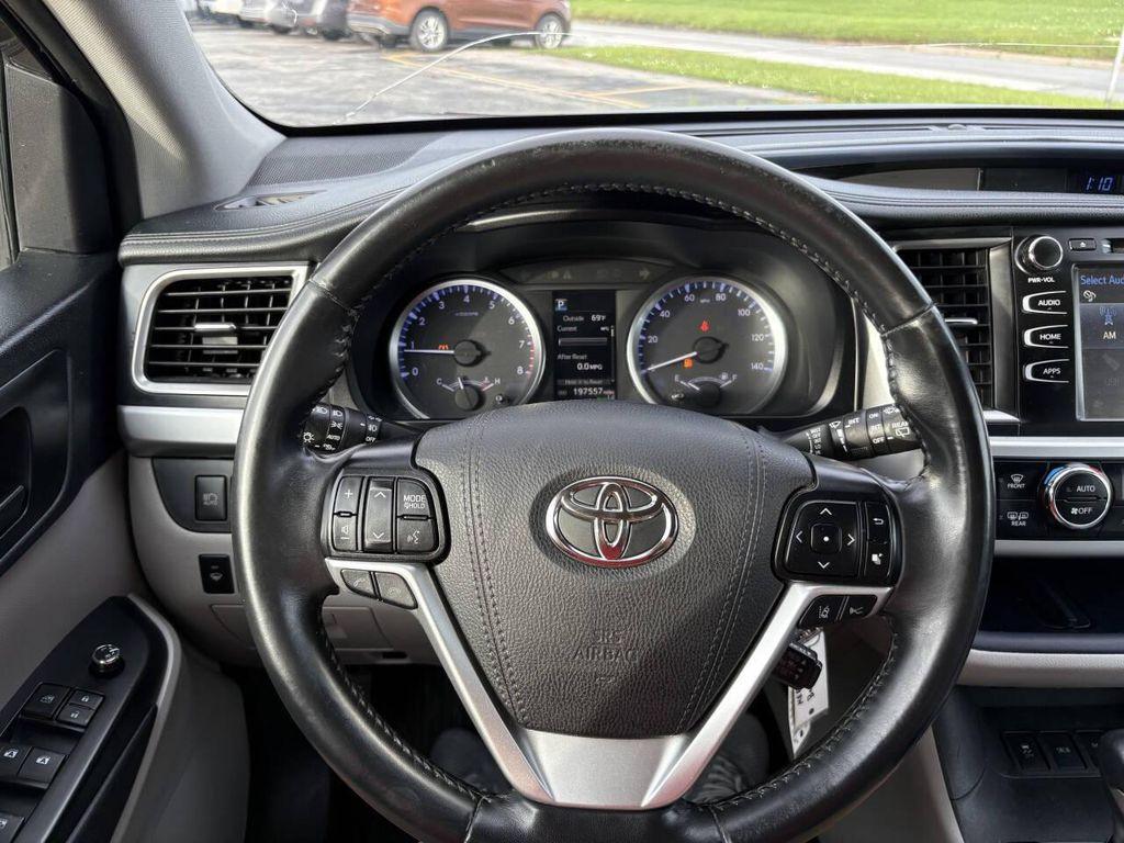 used 2019 Toyota Highlander car, priced at $14,721