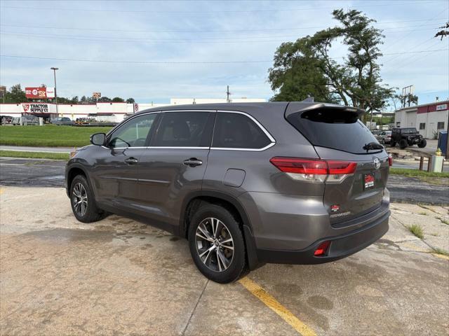 used 2019 Toyota Highlander car, priced at $17,996