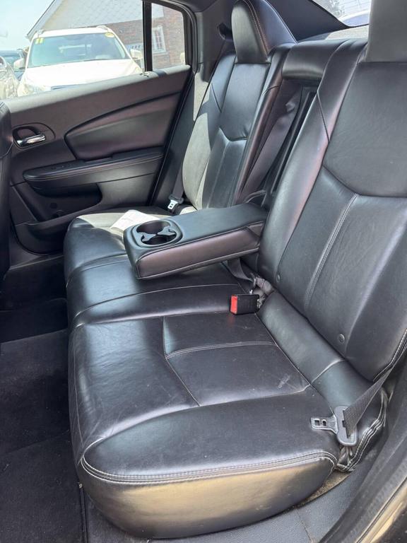 used 2011 Chrysler 200 car, priced at $4,995