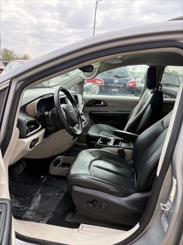 used 2017 Chrysler Pacifica car, priced at $7,996