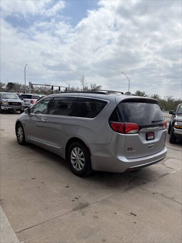 used 2017 Chrysler Pacifica car, priced at $7,996