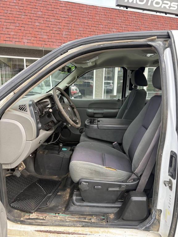 used 2009 Chevrolet Silverado 2500 car, priced at $5,991