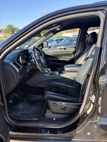 used 2018 Jeep Grand Cherokee car, priced at $17,877