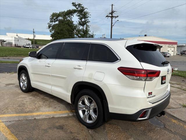 used 2017 Toyota Highlander car, priced at $17,638