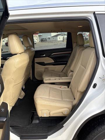 used 2017 Toyota Highlander car, priced at $17,638
