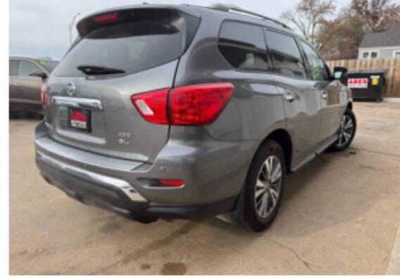 used 2020 Nissan Pathfinder car, priced at $8,898
