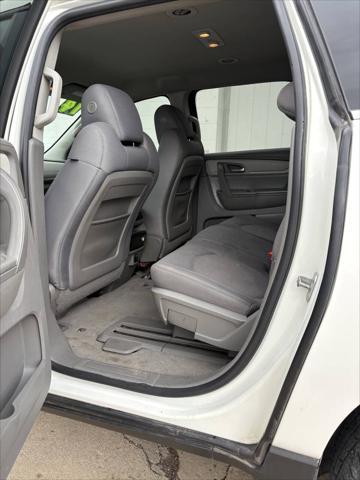 used 2014 Chevrolet Traverse car, priced at $5,688