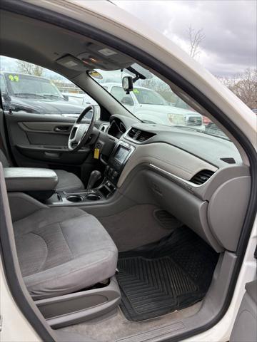 used 2014 Chevrolet Traverse car, priced at $5,688