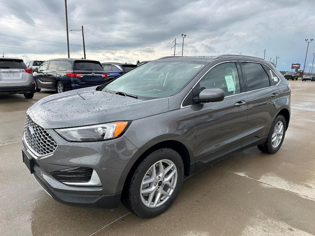 new 2024 Ford Edge car, priced at $36,396