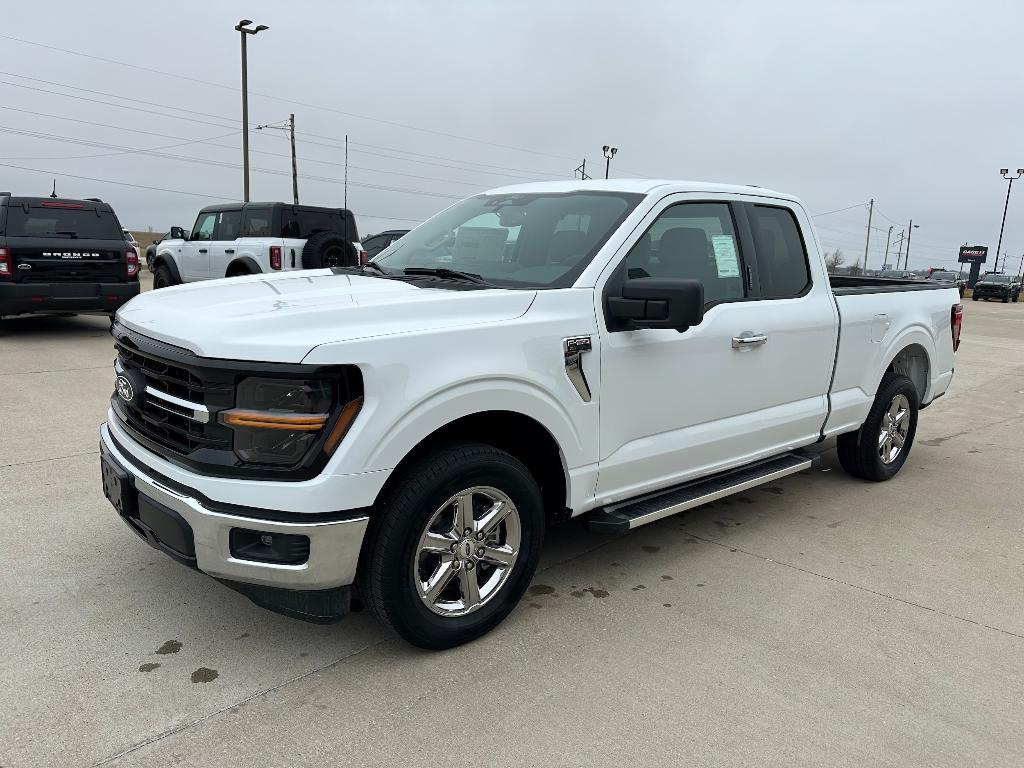 new 2024 Ford F-150 car, priced at $45,077