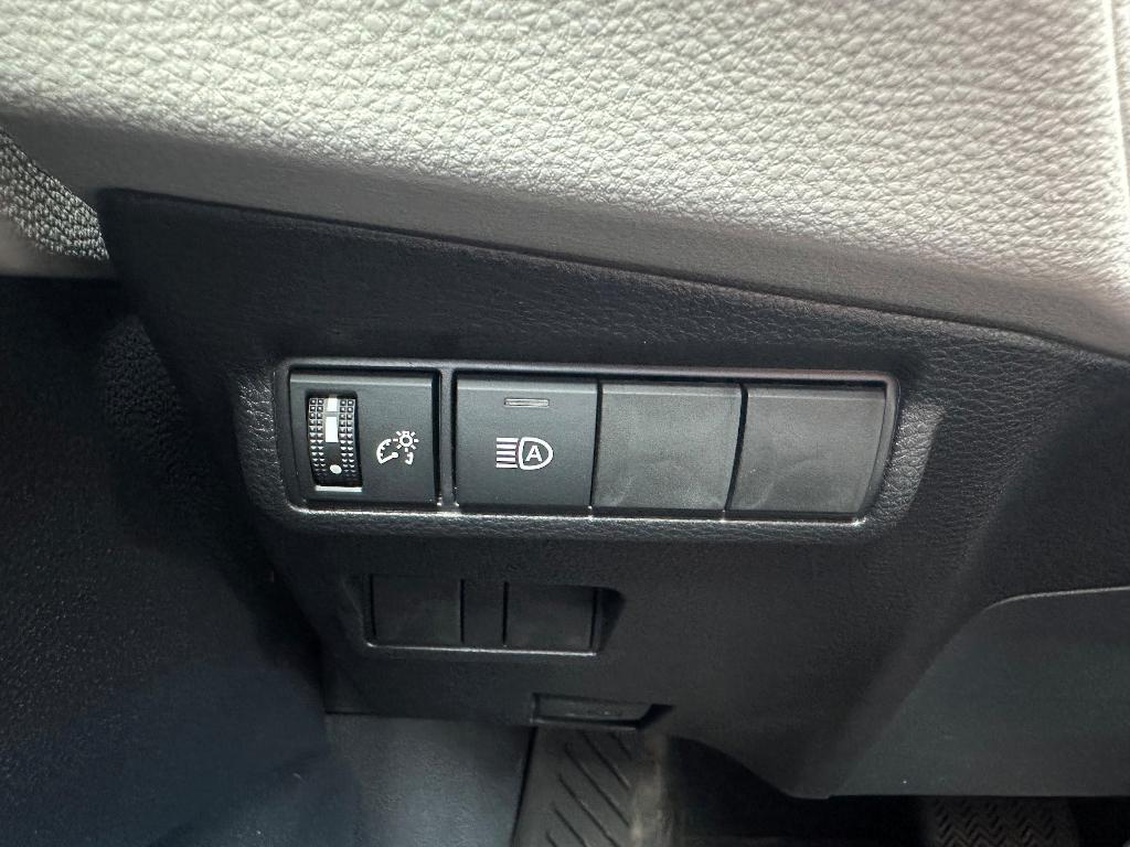 new 2025 Toyota Corolla Cross car, priced at $27,084