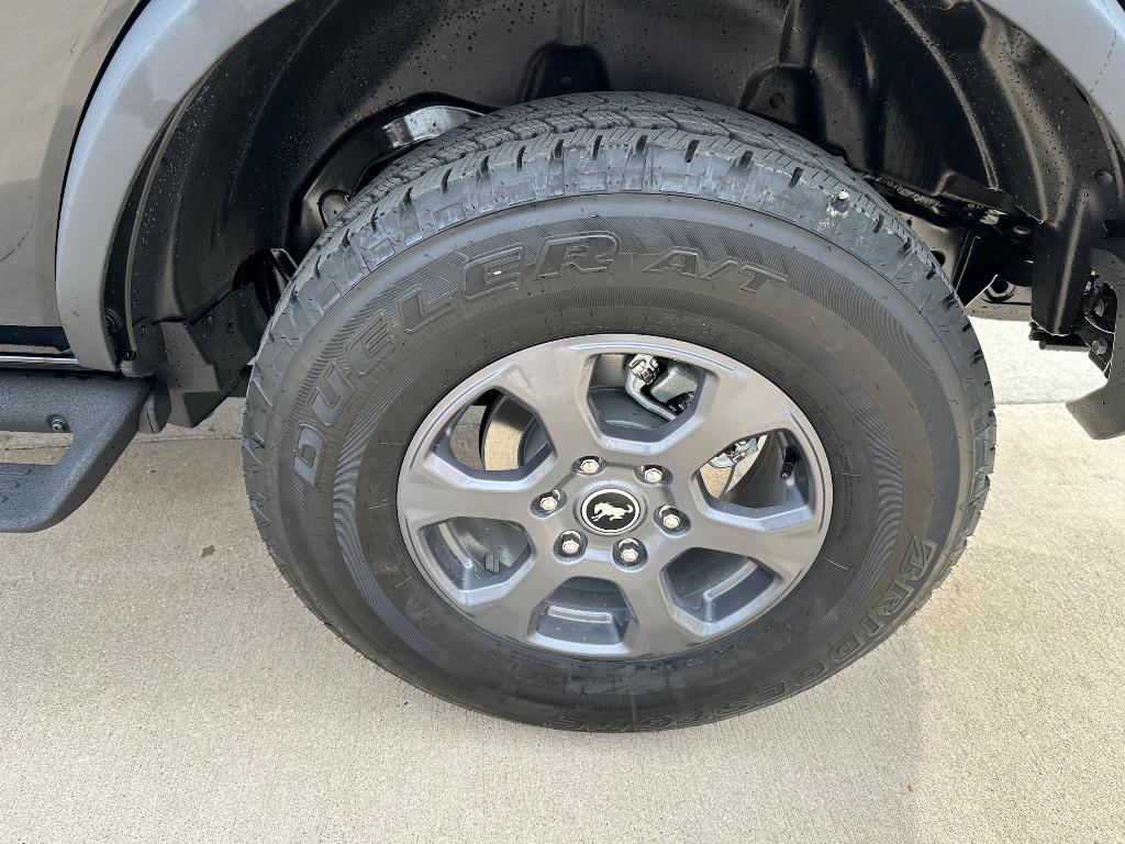 new 2024 Ford Bronco car, priced at $45,405