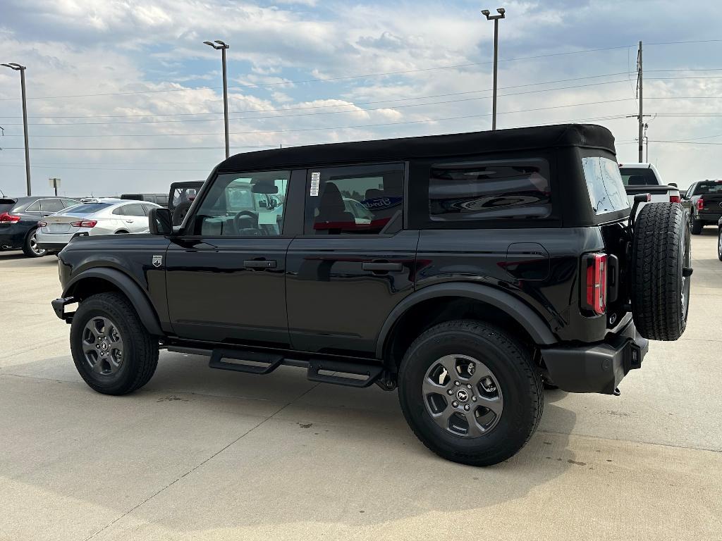 new 2024 Ford Bronco car, priced at $45,405