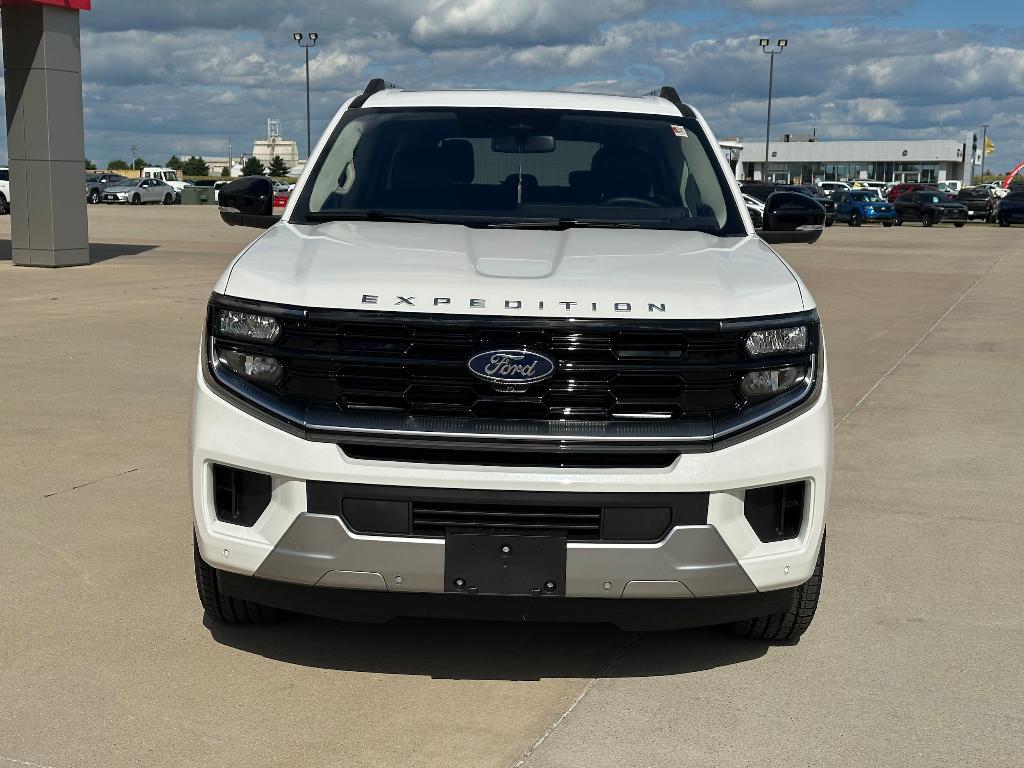 new 2025 Ford Expedition Max car, priced at $80,707