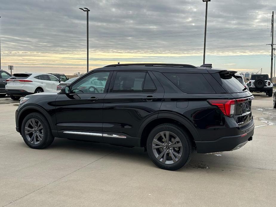 new 2025 Ford Explorer car, priced at $45,726