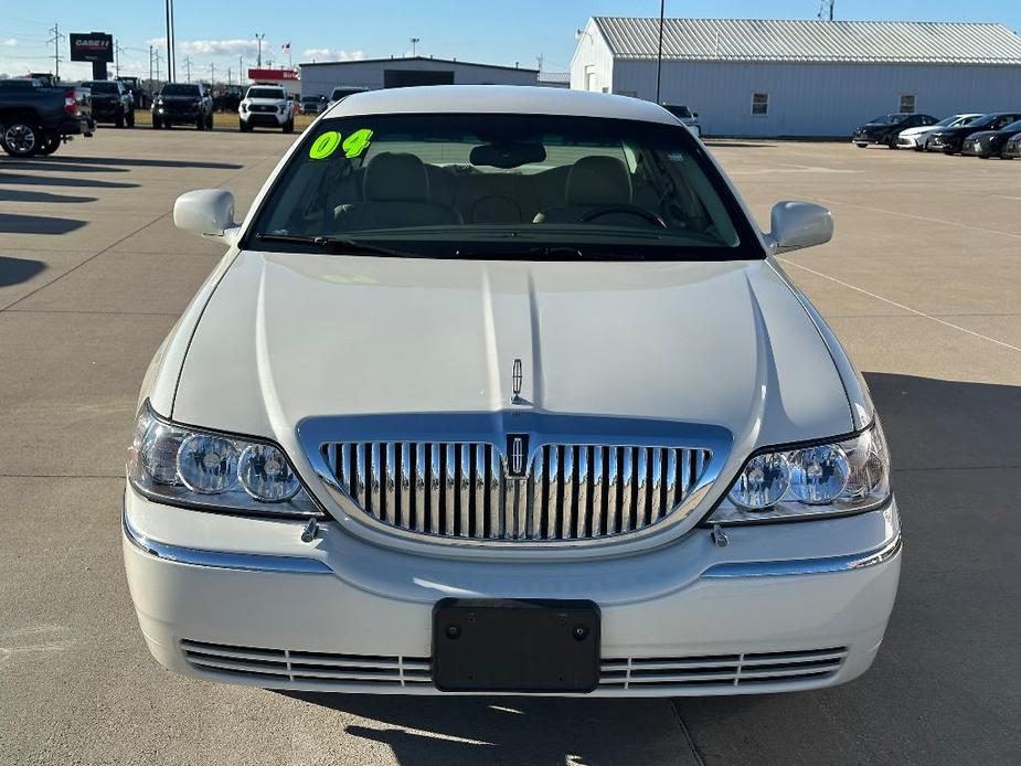 used 2004 Lincoln Town Car car, priced at $6,995