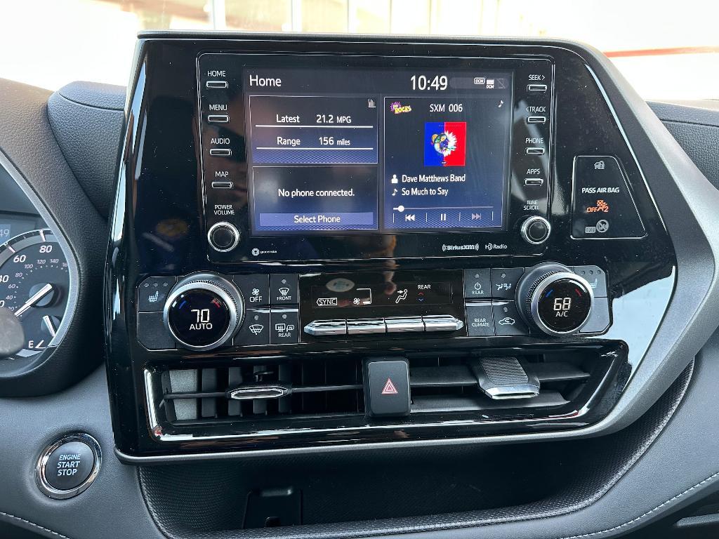 used 2022 Toyota Highlander car, priced at $39,710