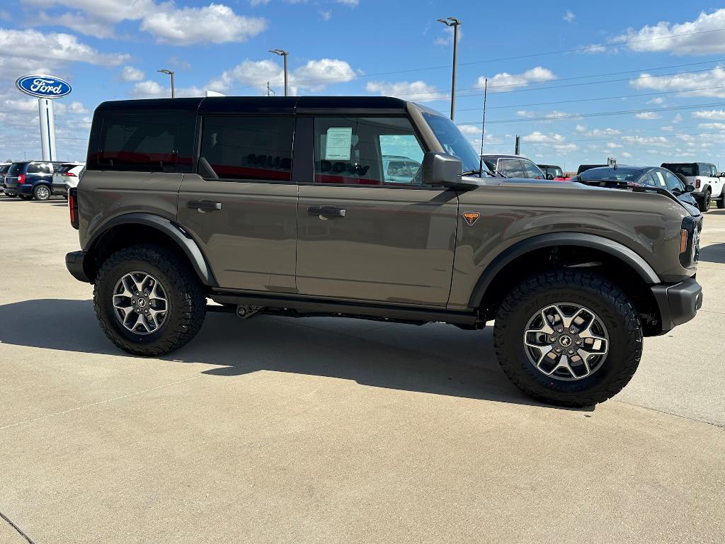 new 2025 Ford Bronco car, priced at $57,171