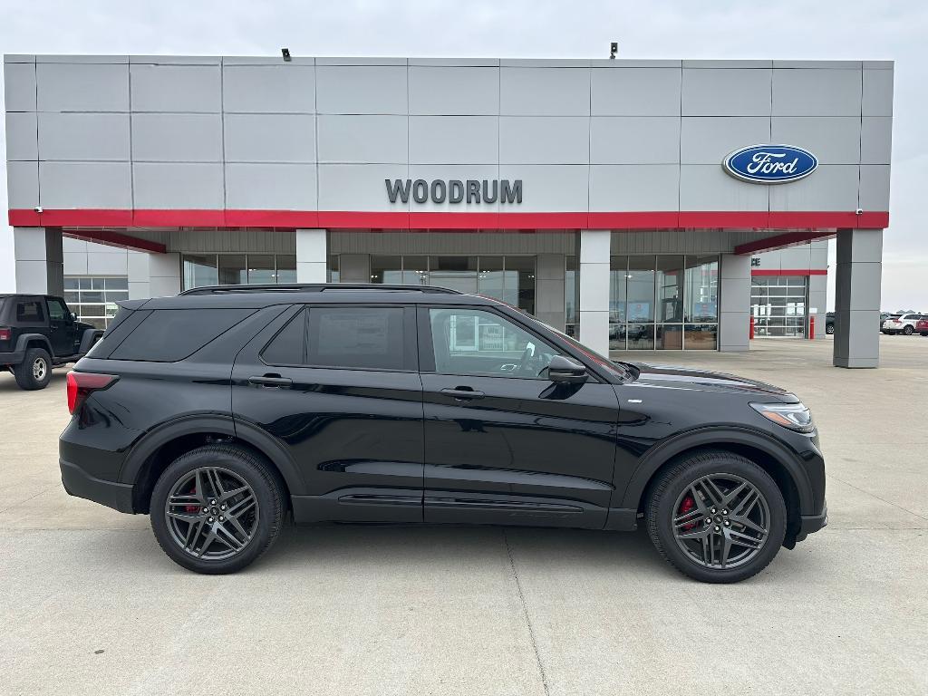 new 2025 Ford Explorer car, priced at $45,316