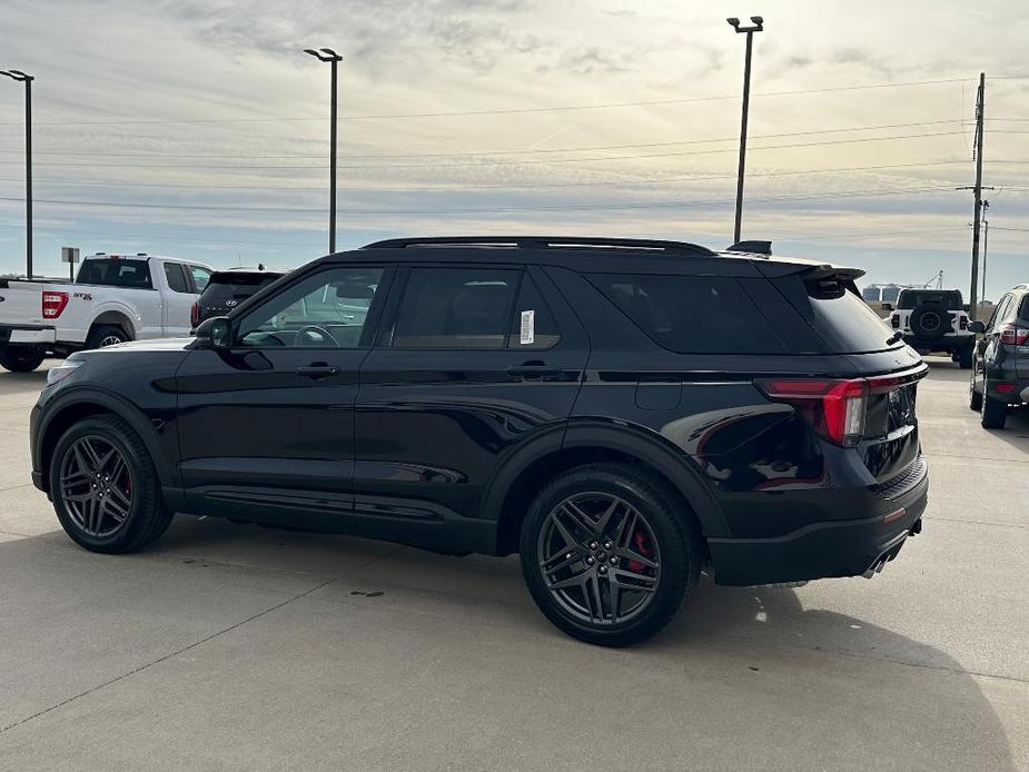 new 2025 Ford Explorer car, priced at $55,177