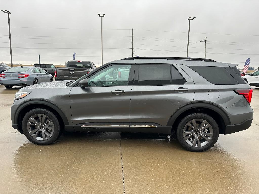 new 2025 Ford Explorer car, priced at $47,885