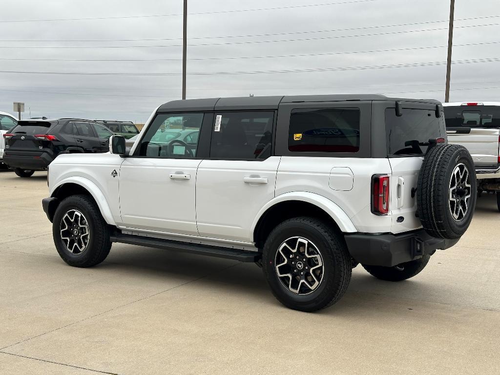 new 2024 Ford Bronco car, priced at $51,581