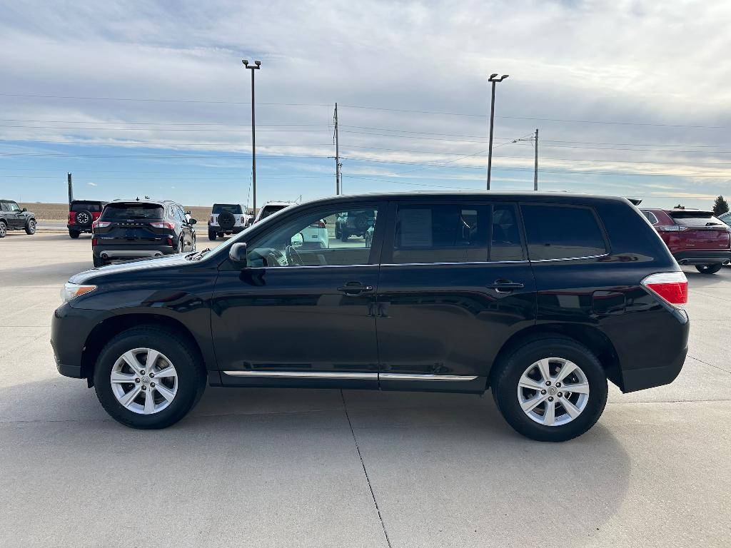 used 2012 Toyota Highlander car, priced at $13,442