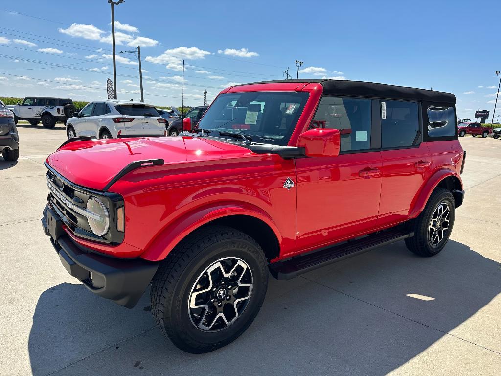 new 2024 Ford Bronco car, priced at $47,094