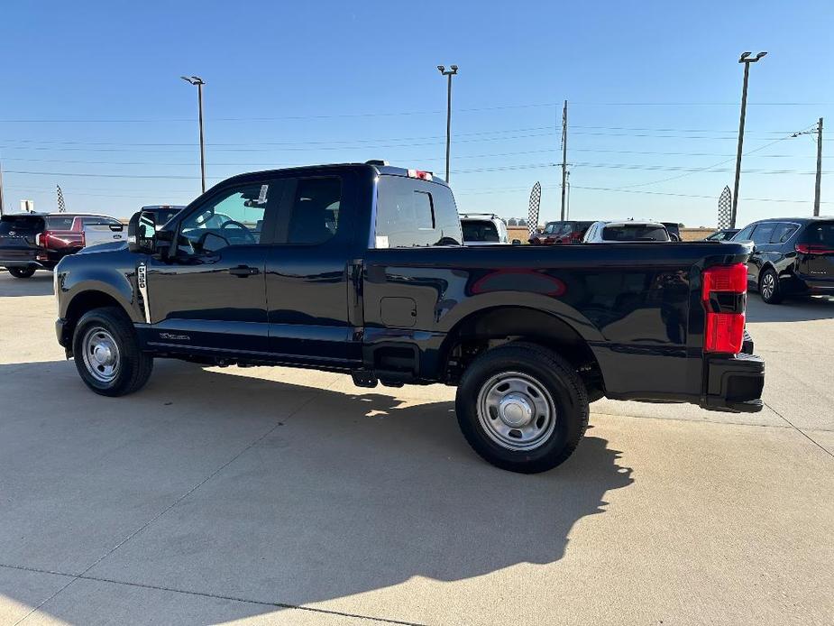 new 2024 Ford F-350 car, priced at $58,392