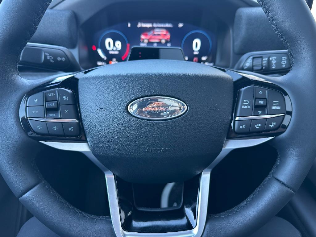 new 2025 Ford Explorer car, priced at $55,746