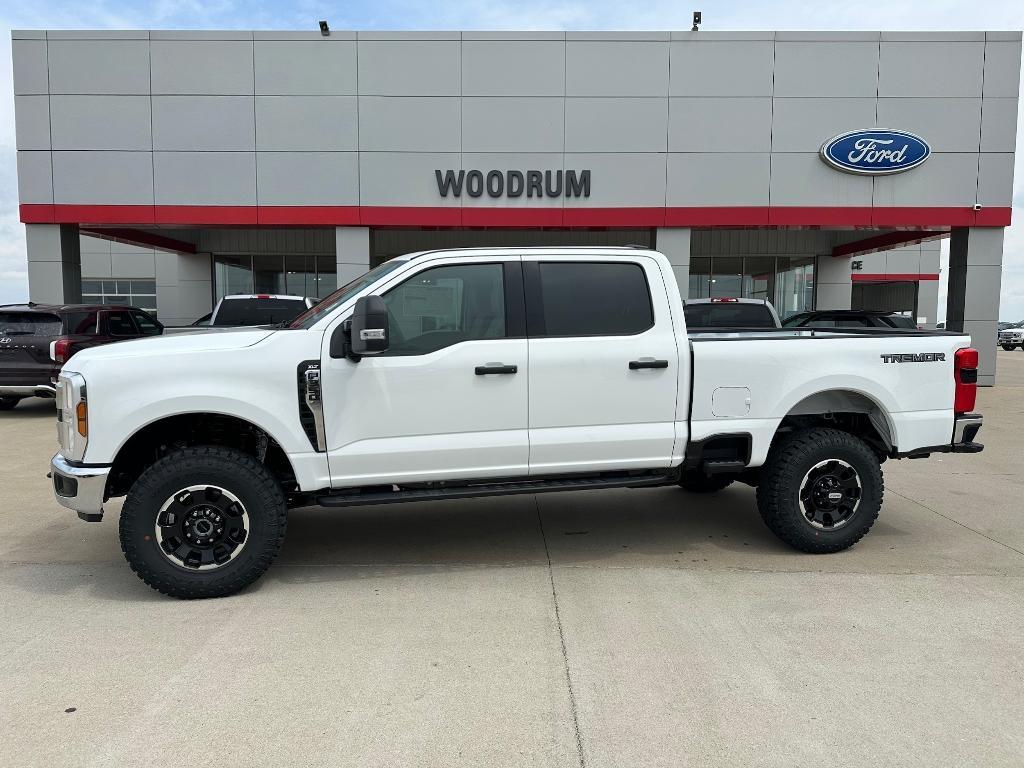 new 2025 Ford F-350 car, priced at $59,321
