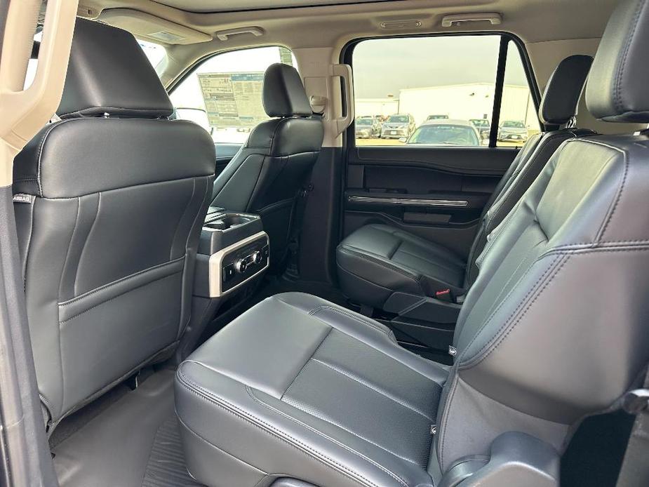 new 2024 Ford Expedition Max car, priced at $67,568