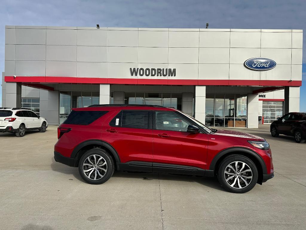 new 2025 Ford Explorer car, priced at $47,470