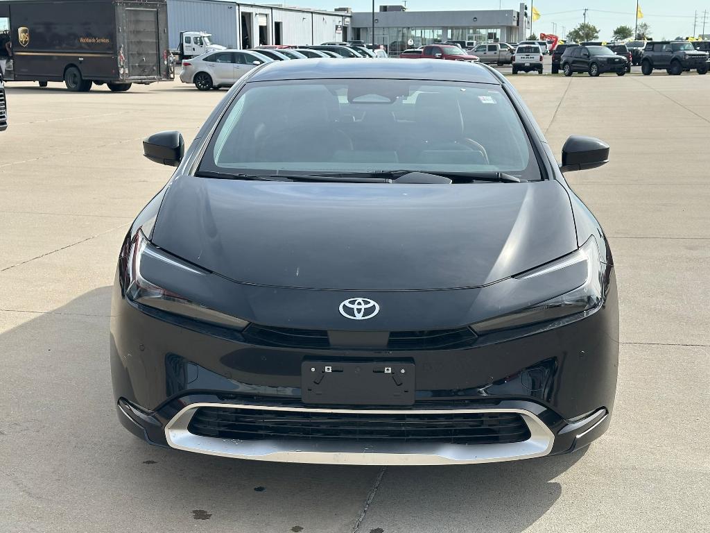new 2025 Toyota Prius Plug-In Hybrid car, priced at $38,728
