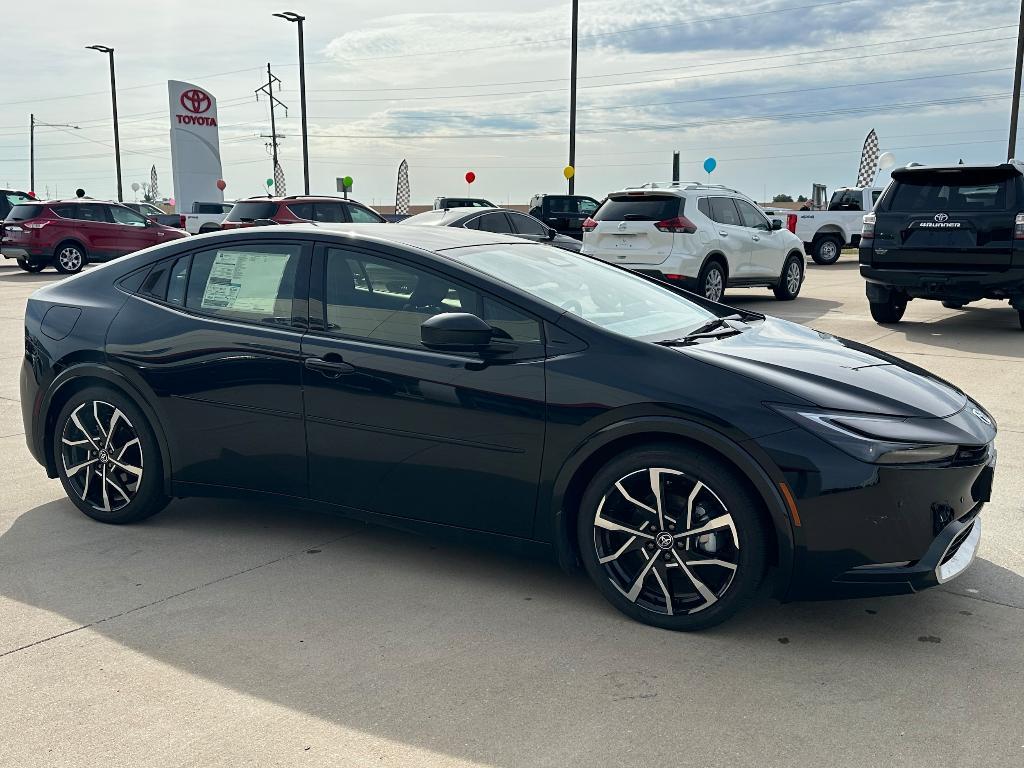 new 2025 Toyota Prius Plug-In Hybrid car, priced at $38,728