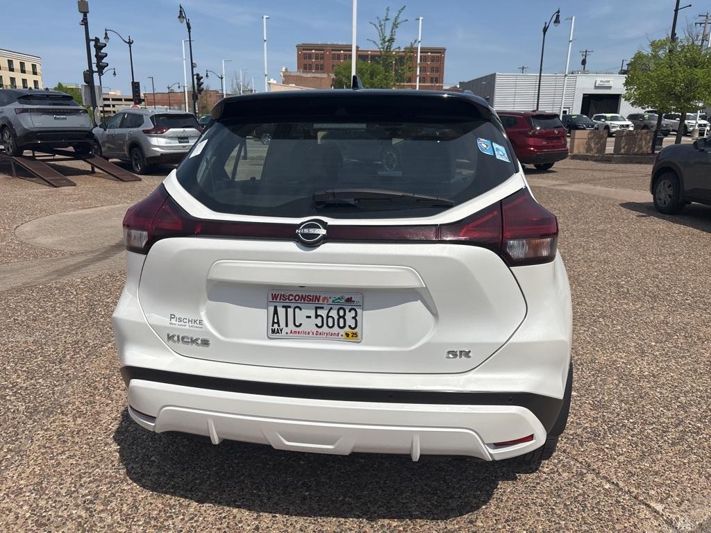 used 2023 Nissan Kicks car