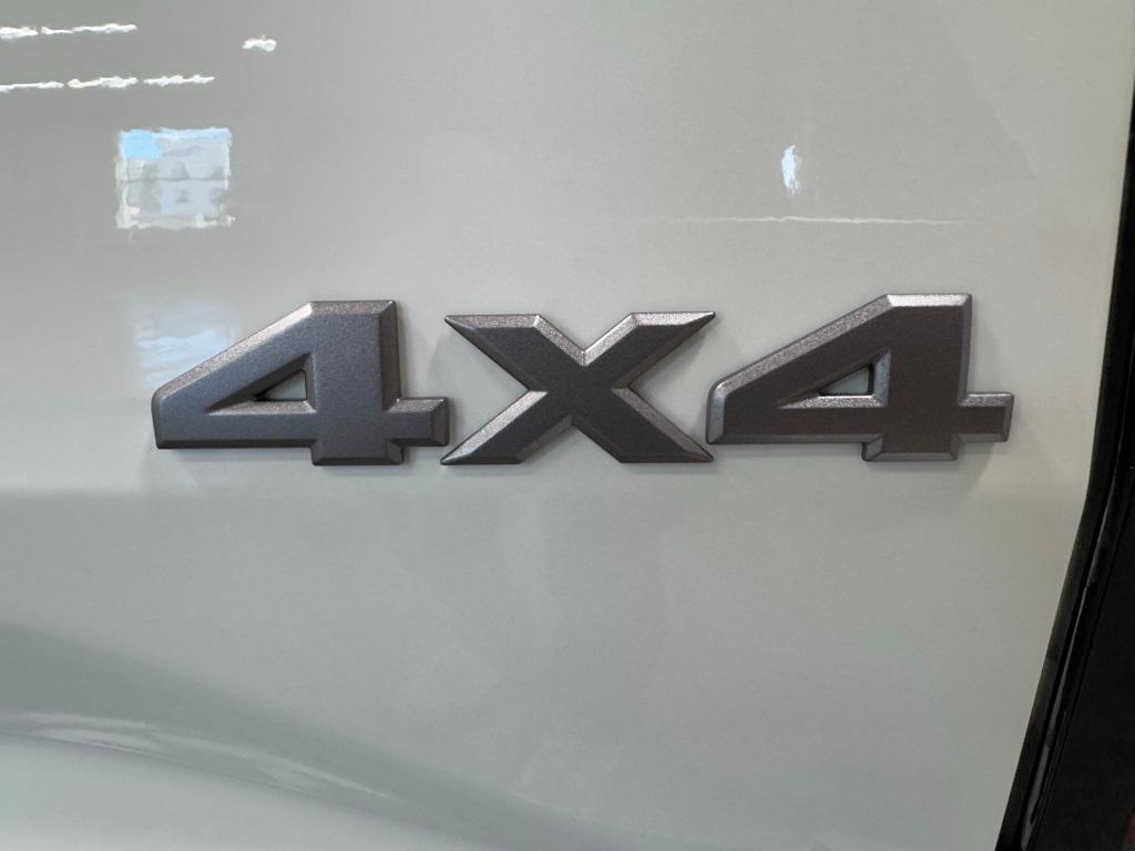 used 2025 Nissan Frontier car, priced at $38,400