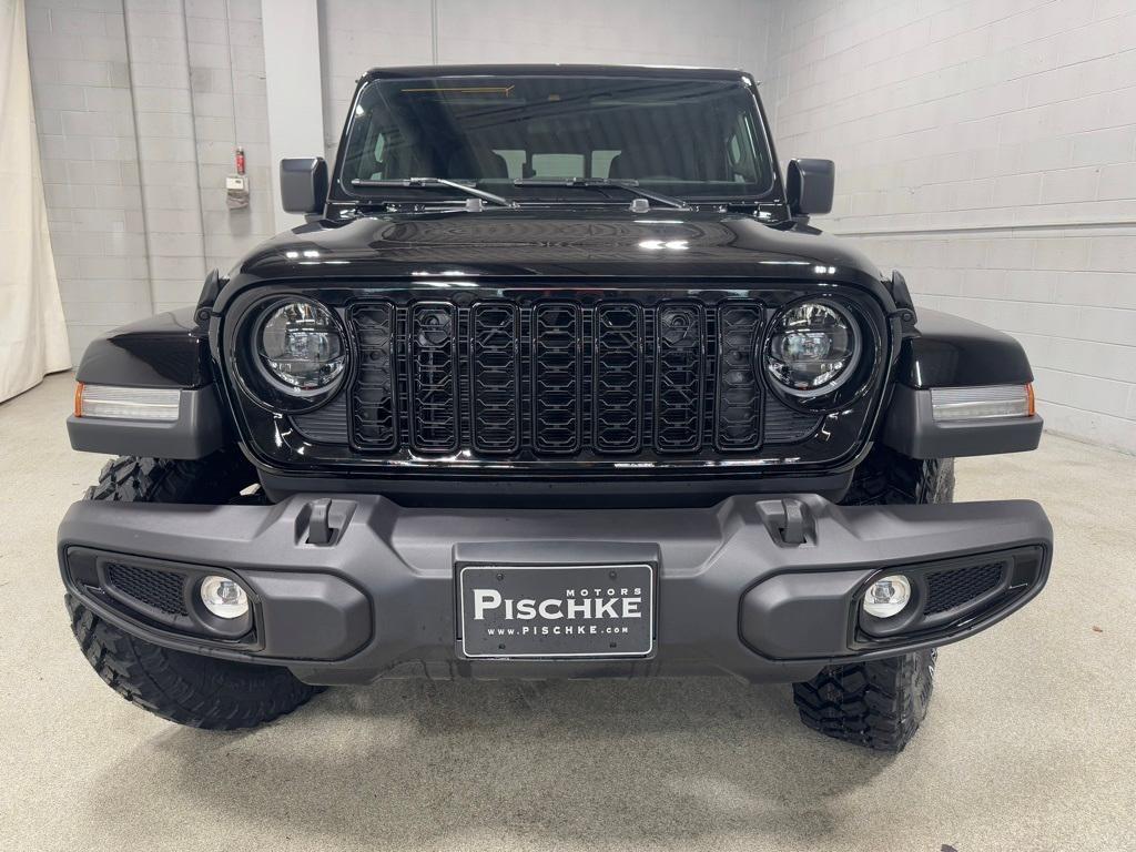 new 2025 Jeep Gladiator car, priced at $49,980