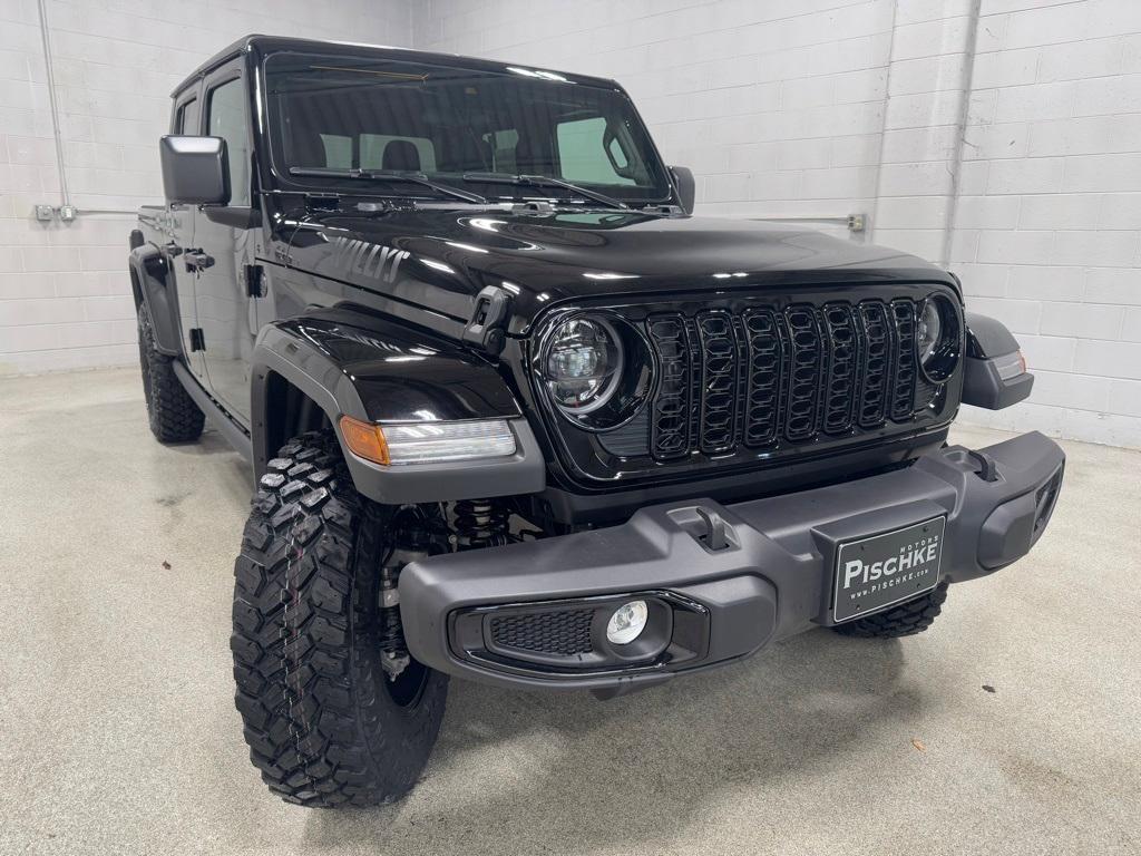 new 2025 Jeep Gladiator car, priced at $49,980