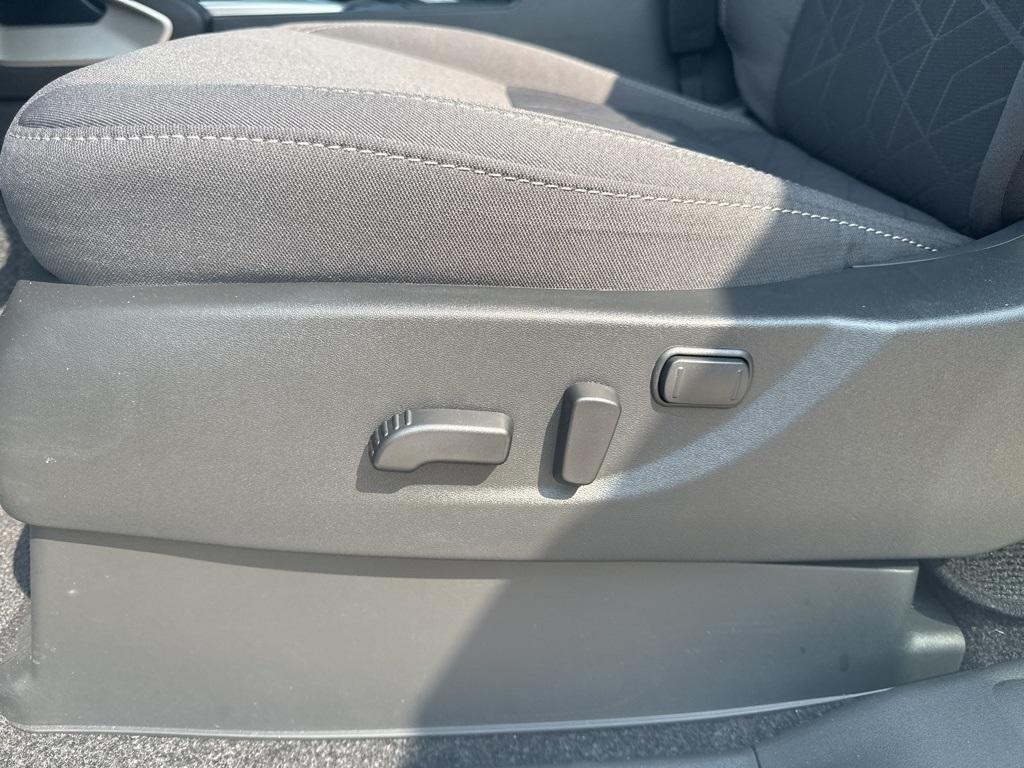 used 2025 Nissan Frontier car
