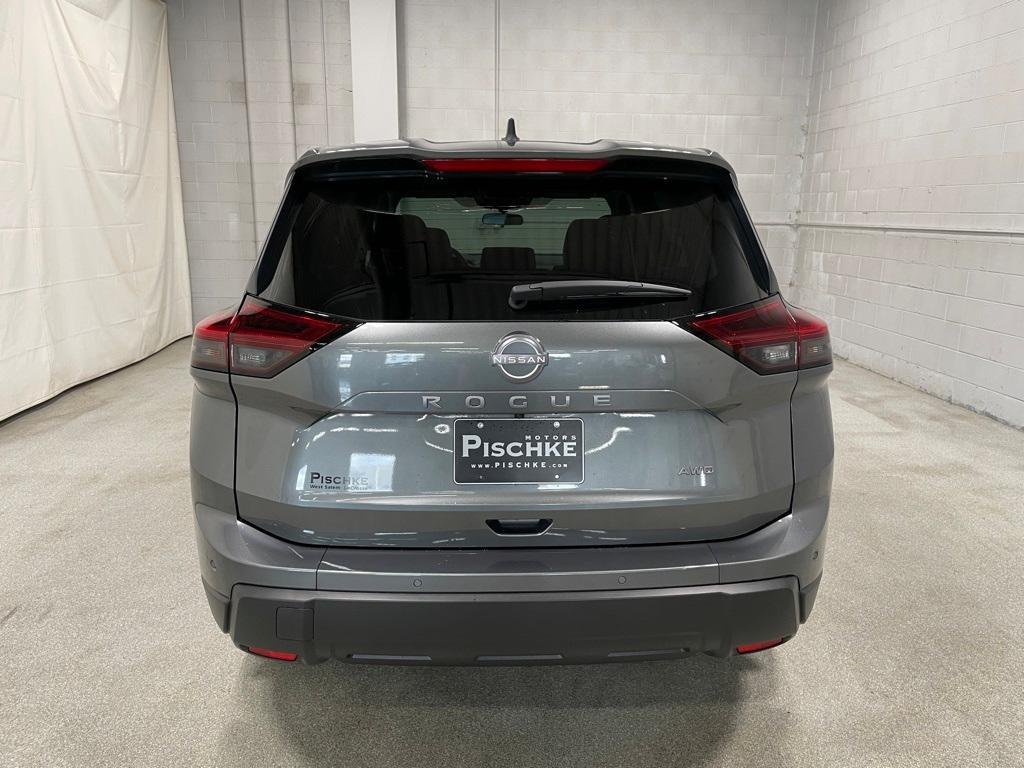 new 2025 Nissan Rogue car, priced at $31,300