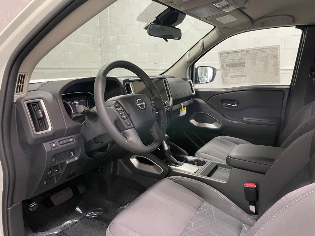 new 2025 Nissan Frontier car