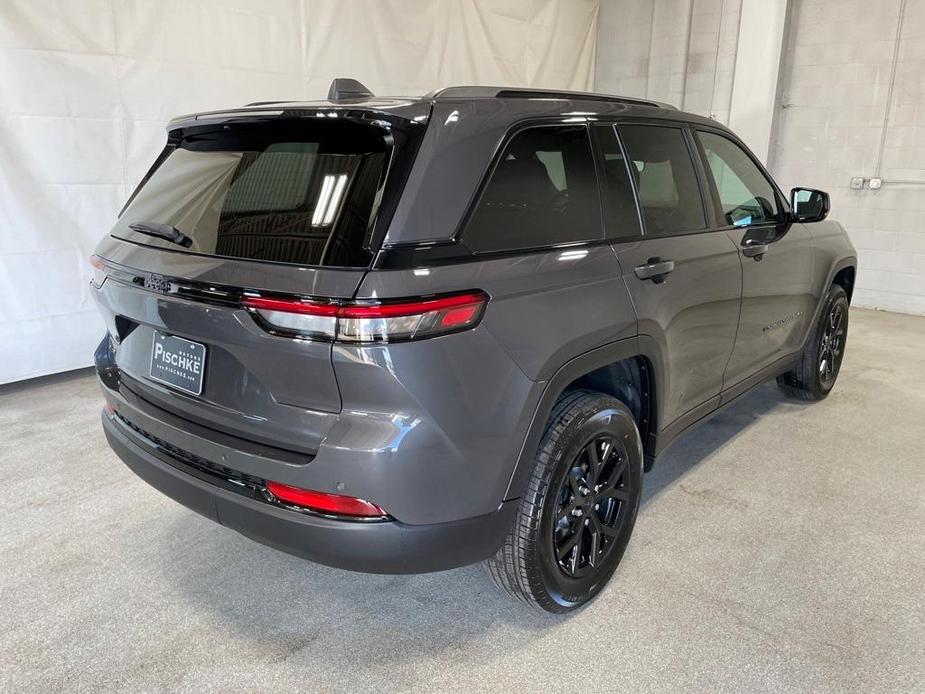 new 2025 Jeep Grand Cherokee car, priced at $43,479